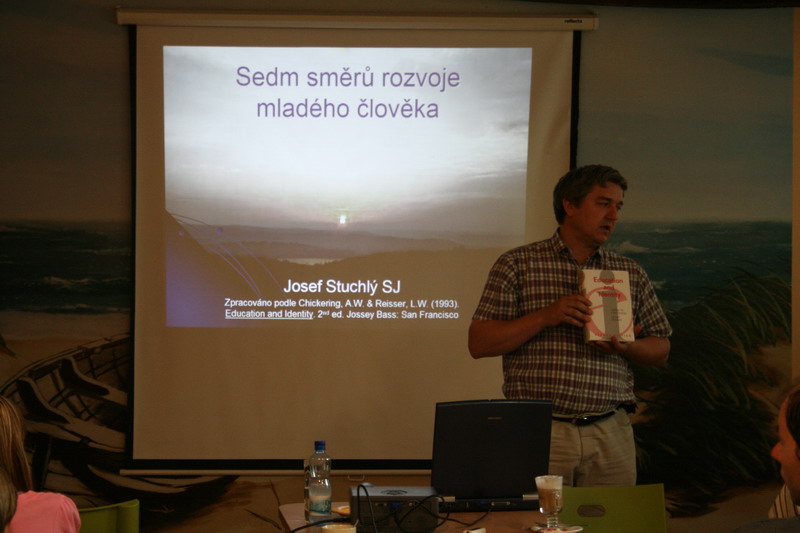 Studentská a přednáška s P. Josefem Stuchlým